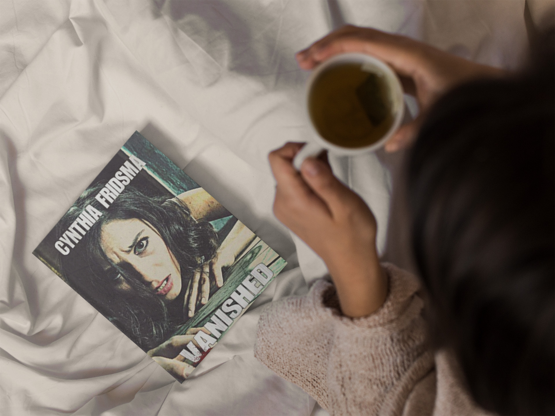 girl-reading-vanished-and-drinking-a-tea-while-in-bed